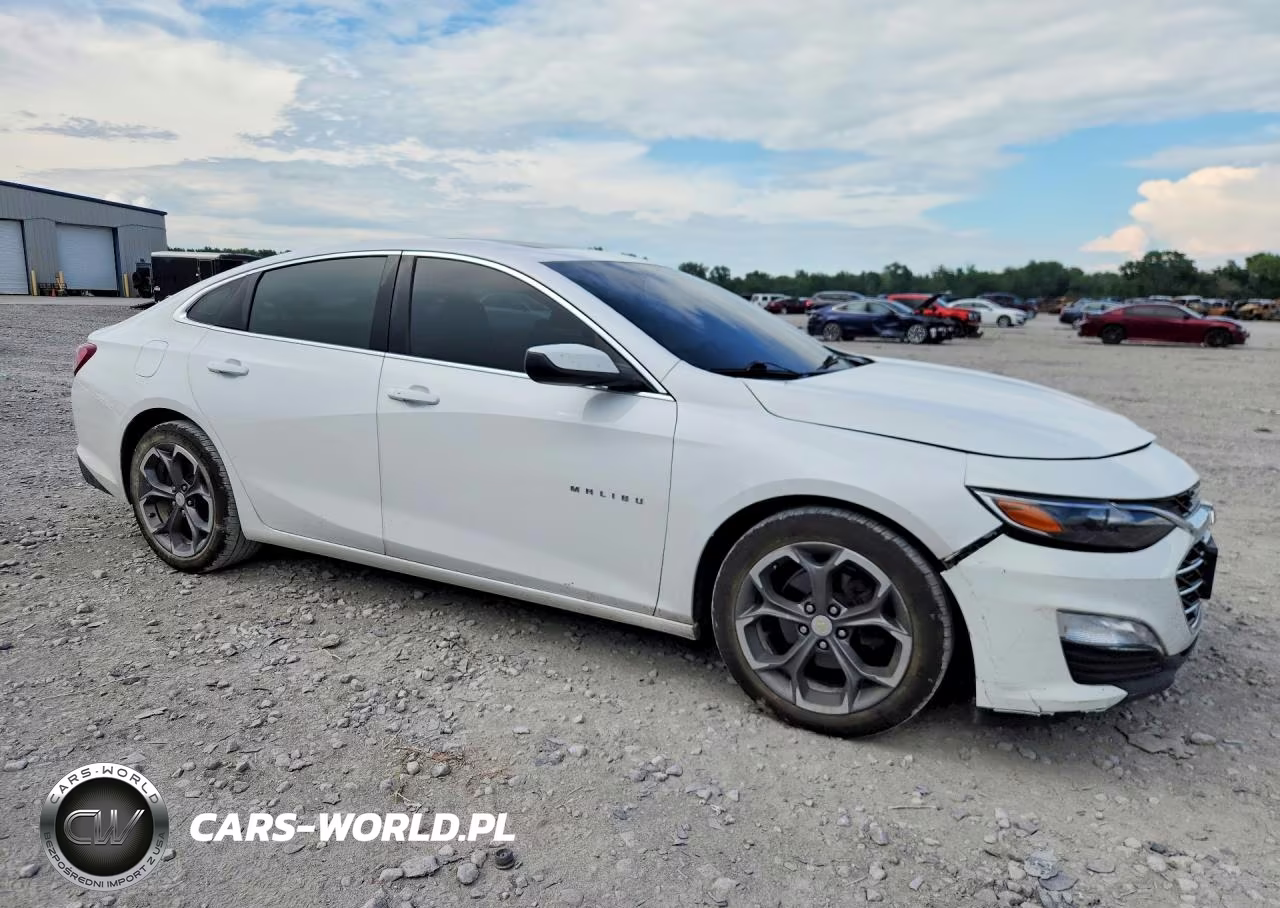 2020 Chevrolet Malibu Lt VIN:1G1ZD5STXLF132497 - 4