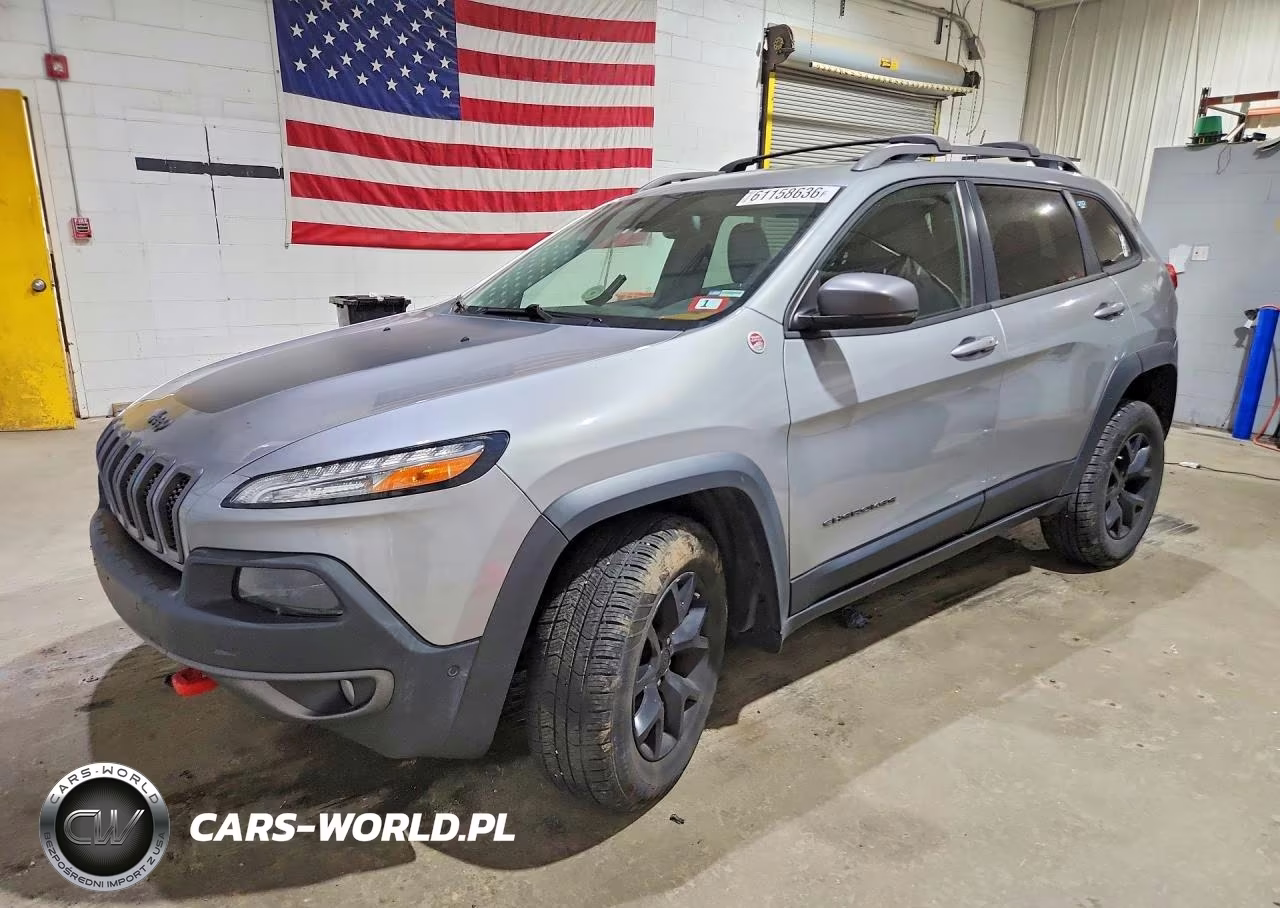 2015 Jeep Cherokee Trailhawk – zdjęcie 1 z 14