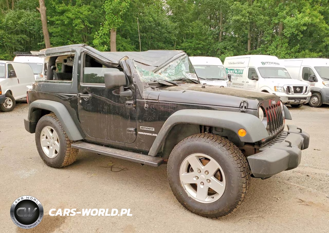 2011 Jeep Wrangler Sport VIN:1J4AA2D17BL504752 - 4
