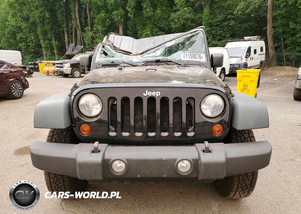 2011 Jeep Wrangler Sport VIN:1J4AA2D17BL504752 - 5