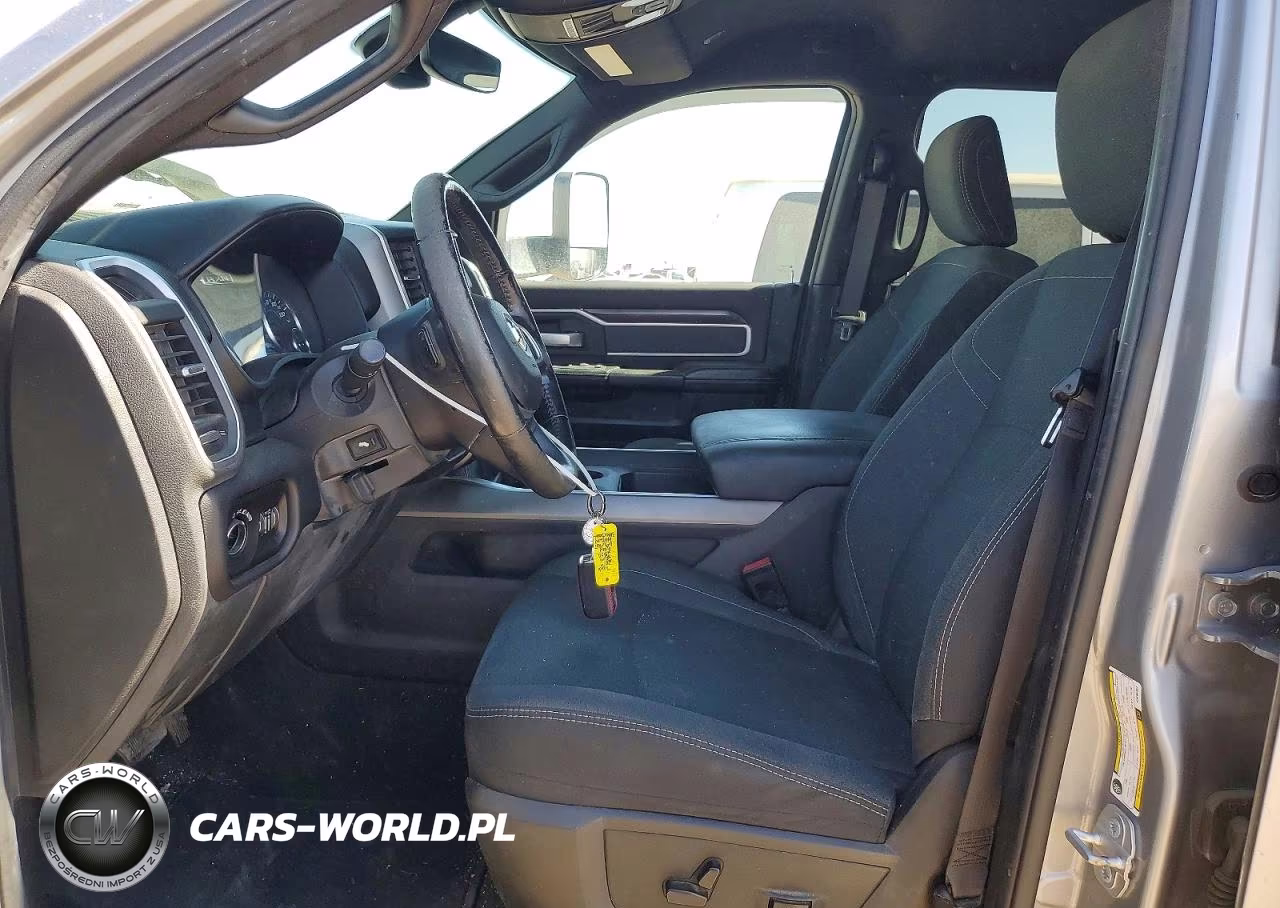 2019 Ram 2500 Big Horn VIN:3C6UR5DJ0KG696467 - 7