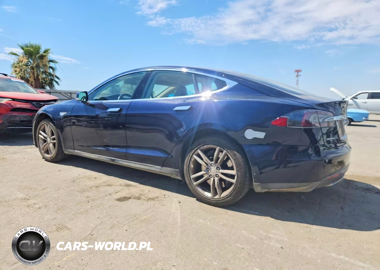 2013 Tesla Model S VIN:5YJSA1DN9DFP07977 - 2
