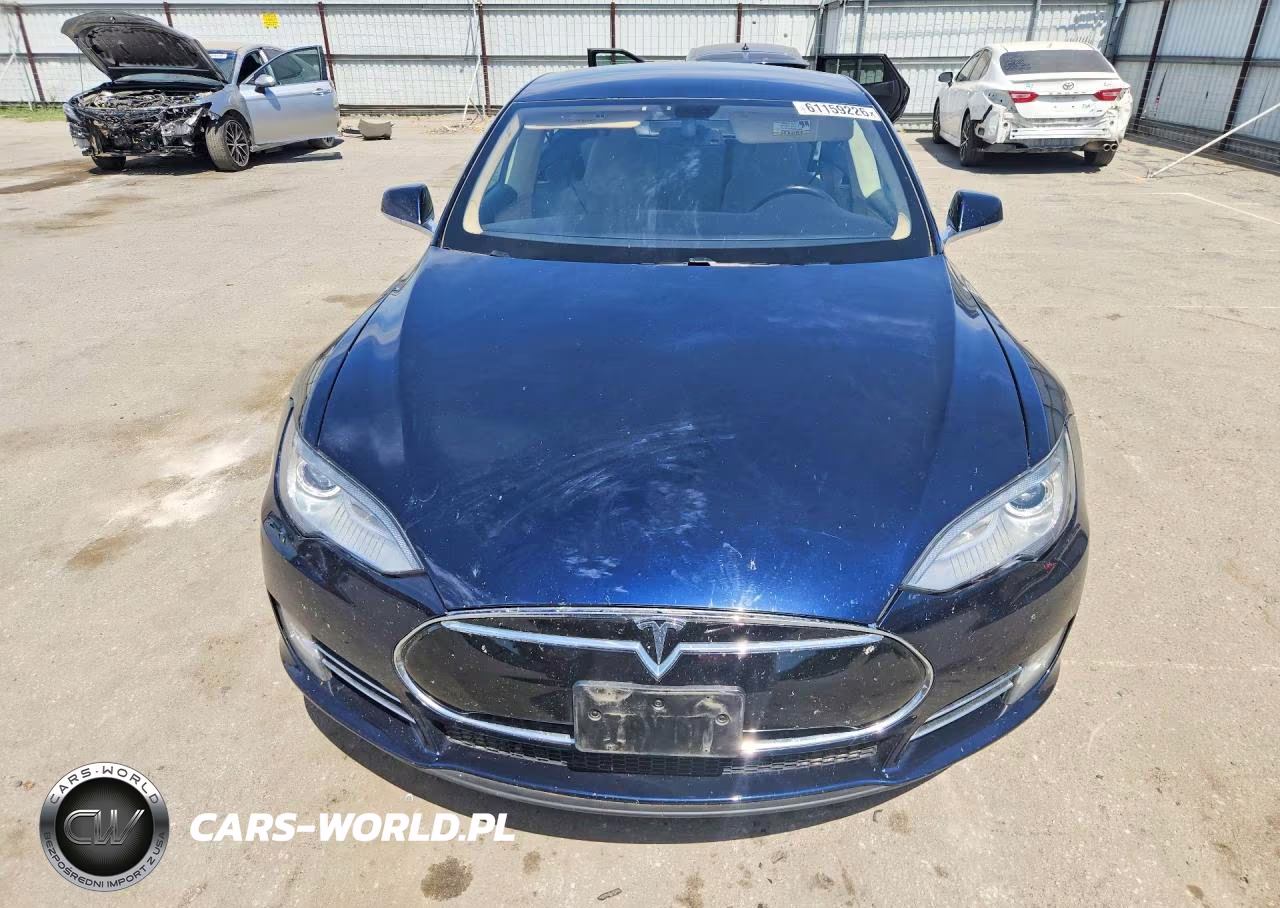 2013 Tesla Model S VIN:5YJSA1DN9DFP07977 - 5