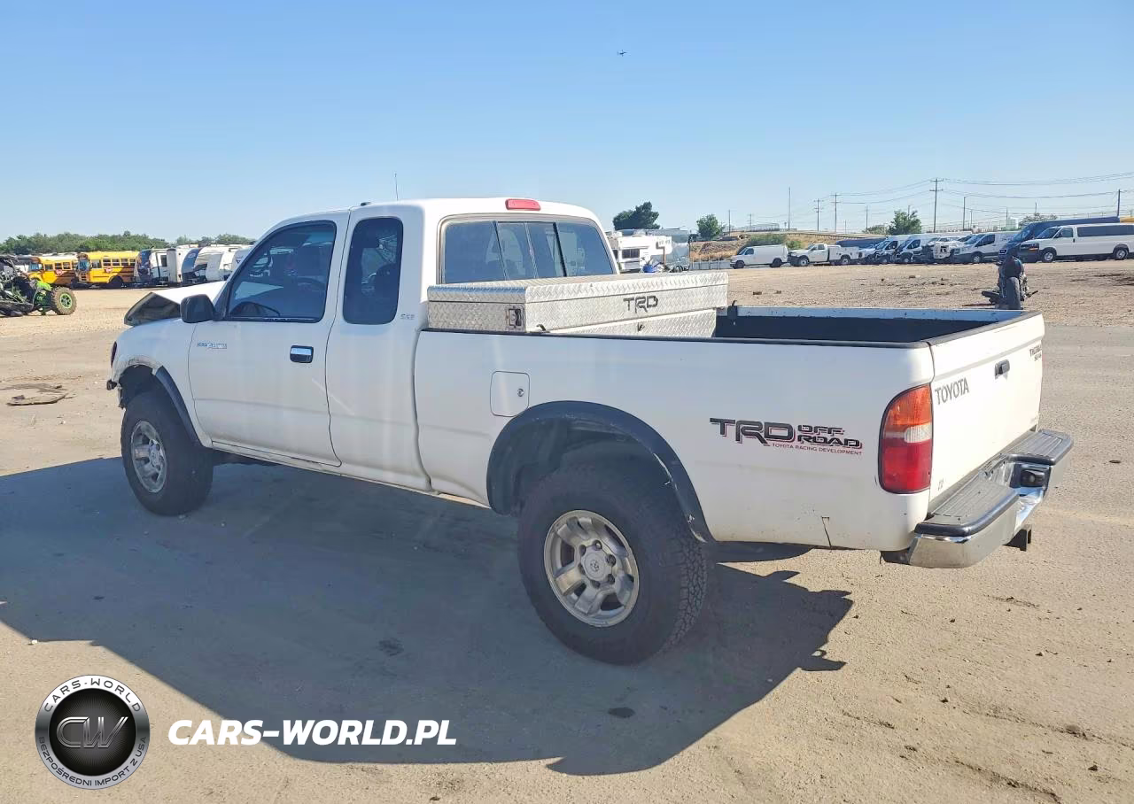 1999 Toyota Tacoma Xtracab VIN:4TAWN72NXXZ572515 - 2