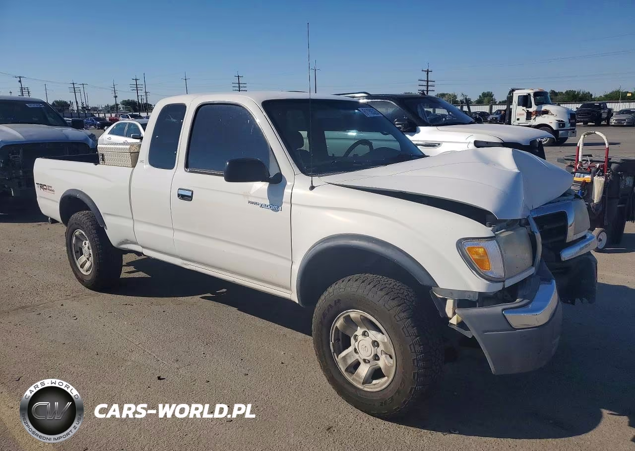 1999 Toyota Tacoma Xtracab VIN:4TAWN72NXXZ572515 - 4