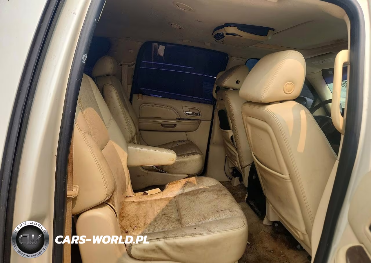 2007 Cadillac Escalade Esv VIN:1GYFK66827R335653 - 11
