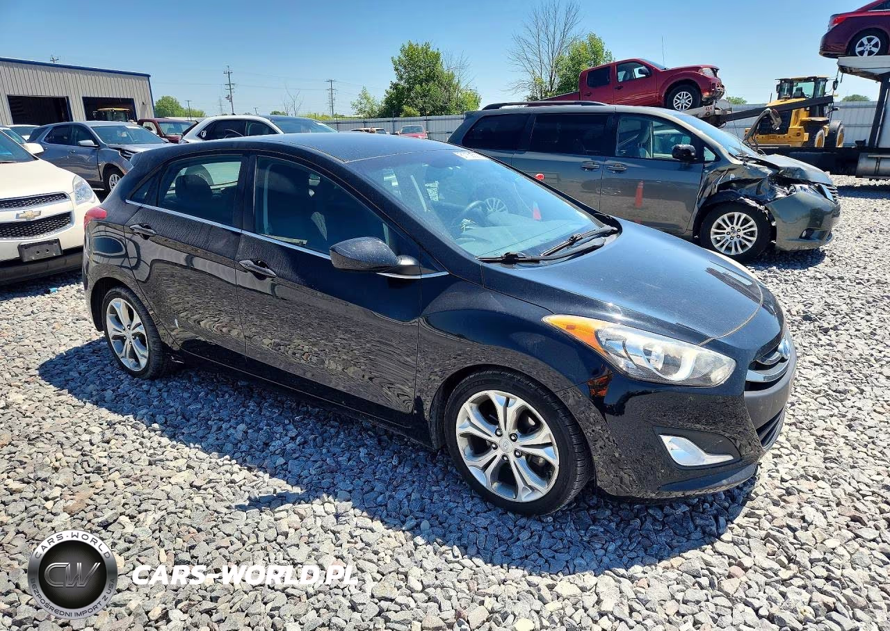 2013 Hyundai Elantra Gt Base VIN:KMHD35LE6DU123793 - 4