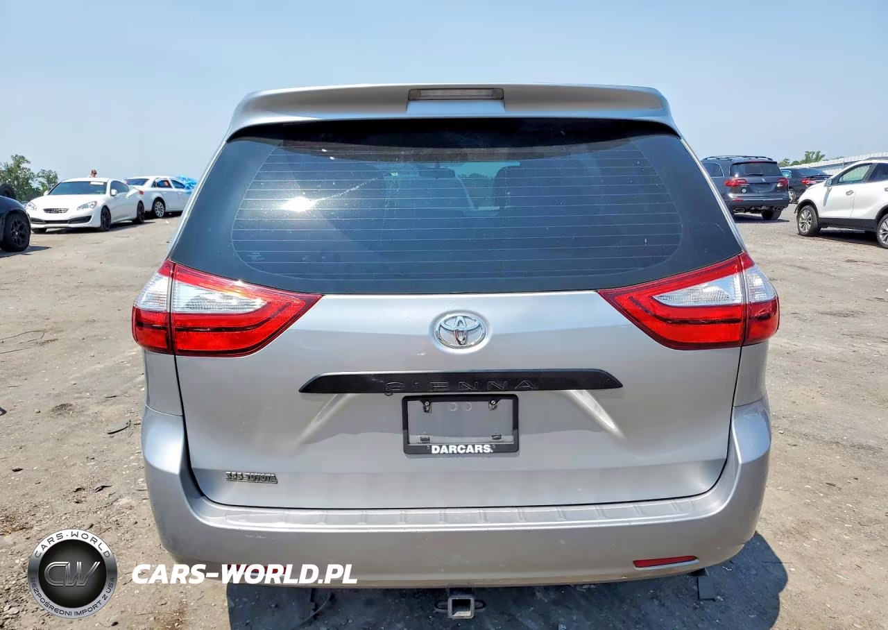 2017 Toyota Sienna L 7-Passenger VIN:5TDZZ3DC4HS875268 - 6