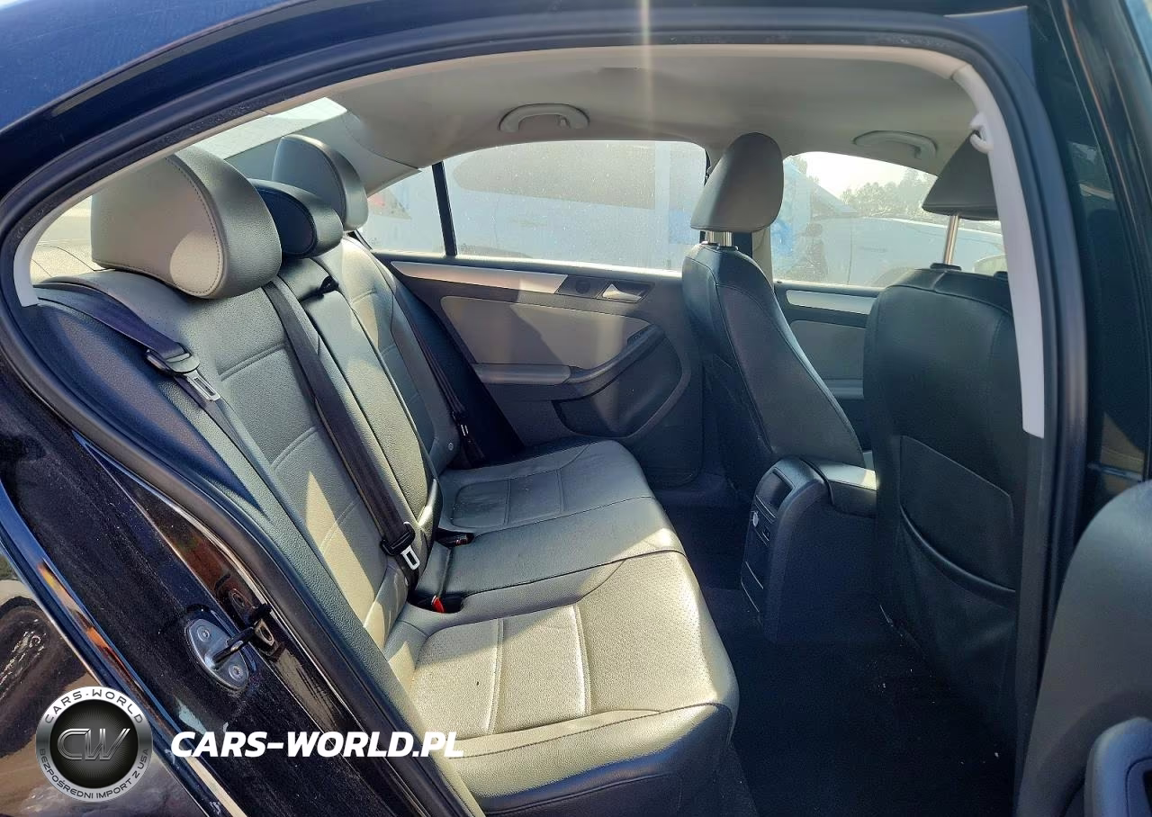 2014 Volkswagen Jetta Hybrid VIN:3VW637AJ9EM210048 - 10