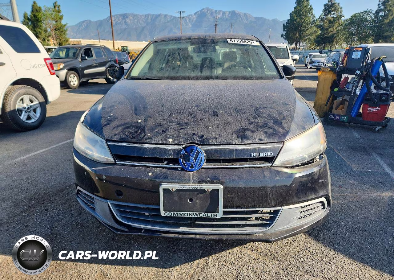 2014 Volkswagen Jetta Hybrid VIN:3VW637AJ9EM210048 - 5