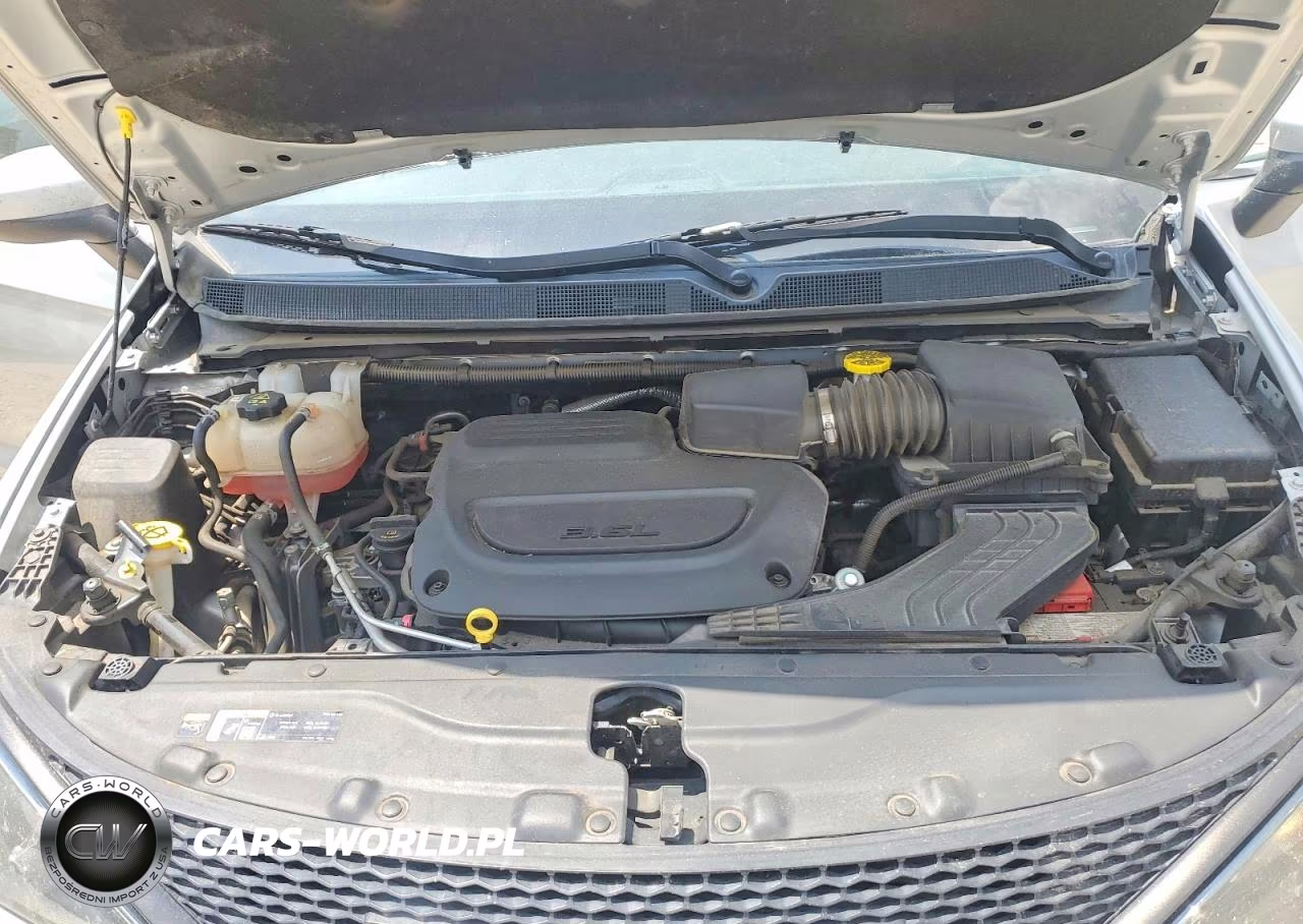 2022 Chrysler Voyager Lx VIN:2C4RC1CG3NR215821 - 12