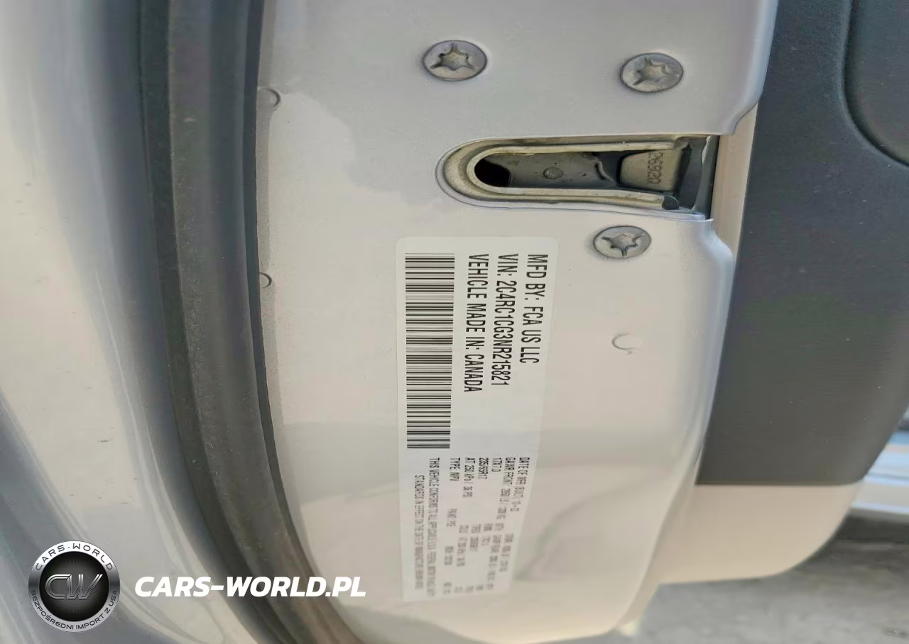 2022 Chrysler Voyager Lx VIN:2C4RC1CG3NR215821 - 13