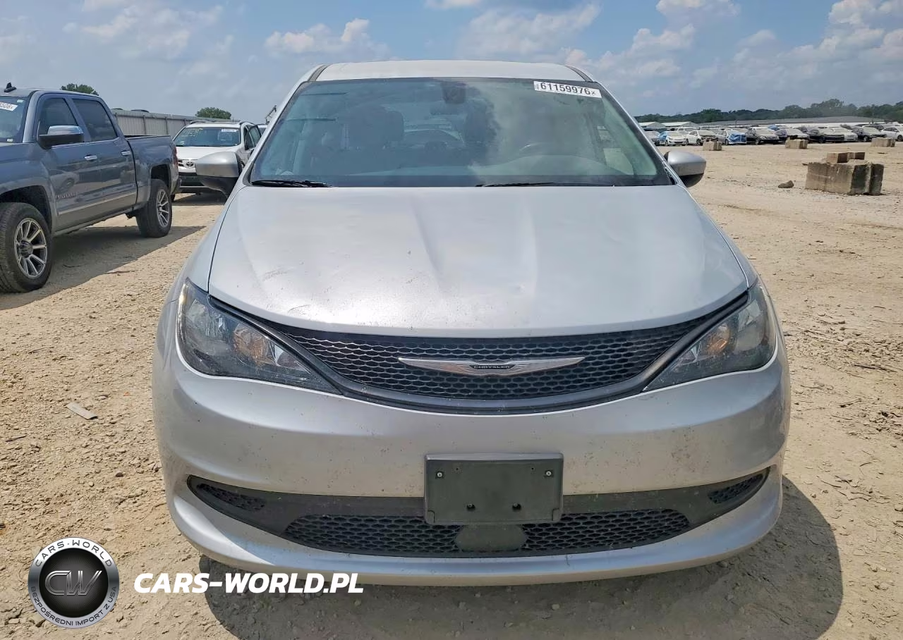 2022 Chrysler Voyager Lx VIN:2C4RC1CG3NR215821 - 5