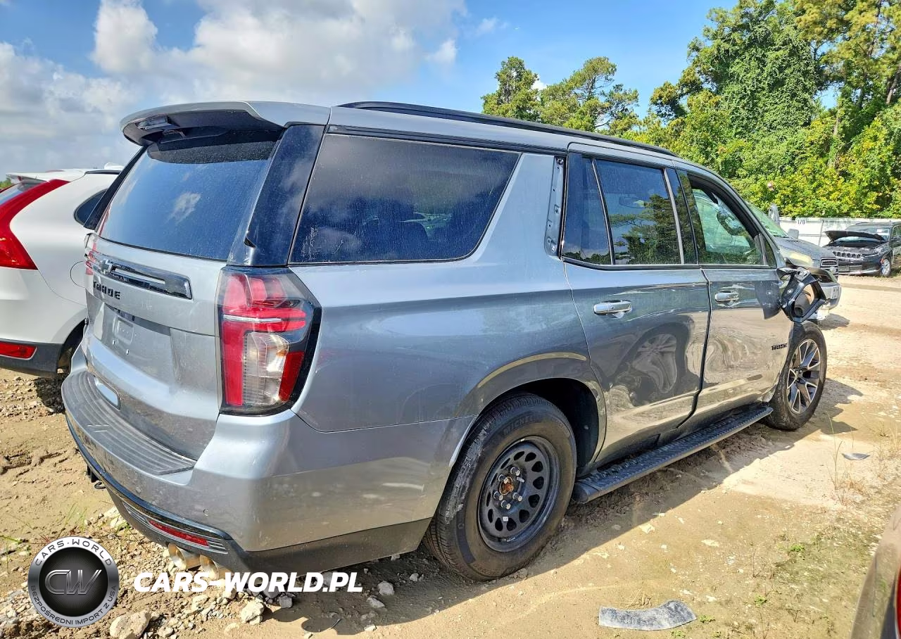 2024 Chevrolet Tahoe K1500 Z71 VIN:1GNSKPKLXRR249716 - 3