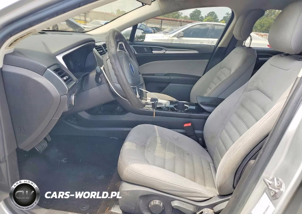 2015 Ford Fusion S VIN:3FA6P0G74FR101355 - 7