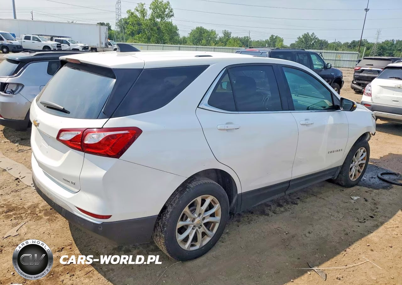 2018 Chevrolet Equinox Lt VIN:2GNAXSEV3J6201584 - 3