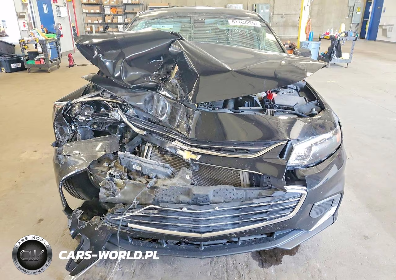 2017 Chevrolet Malibu Lt VIN:1G1ZE5ST3HF221557 - 5
