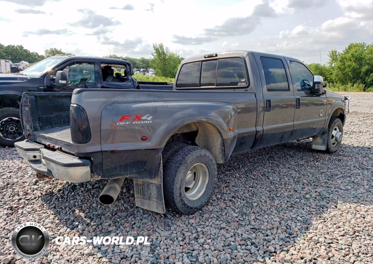 2003 Ford F350 Super Duty VIN:1FTWW33F03EB17644 - 3