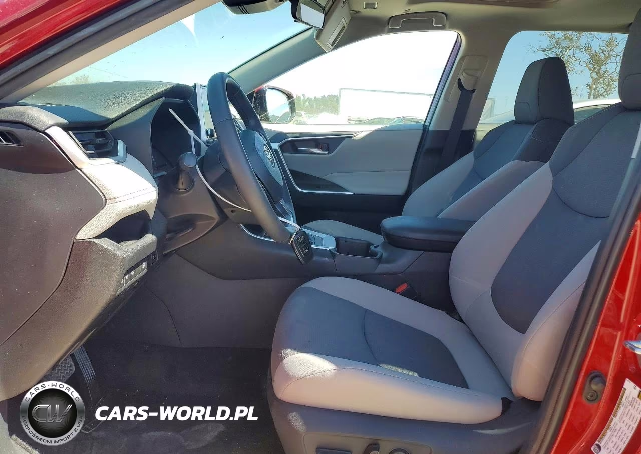 2025 Toyota Rav4 Xle VIN:2T3P1RFV5SW500642 - 7