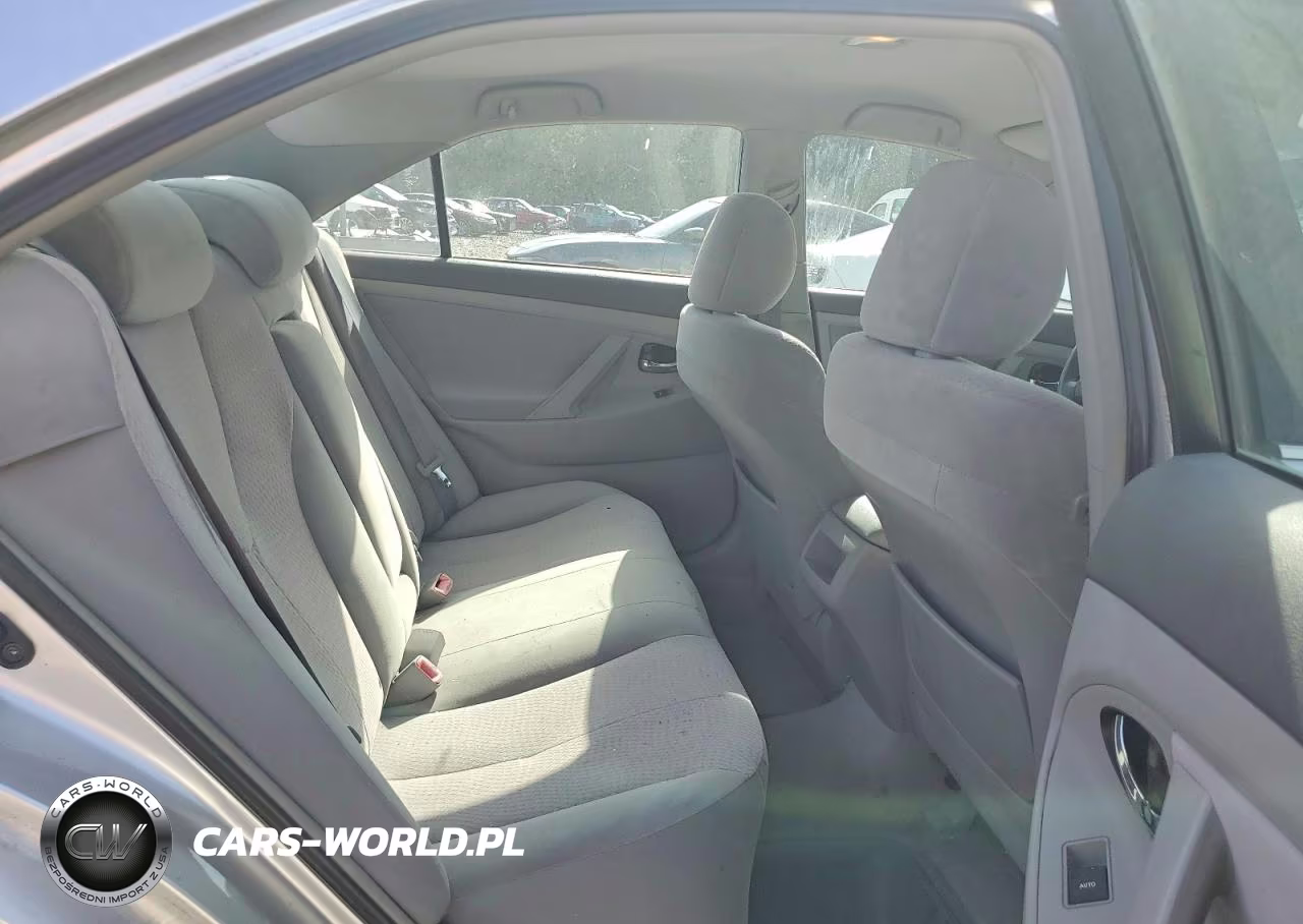 2010 Toyota Camry Le VIN:4T1BF3EKXAU009510 - 10