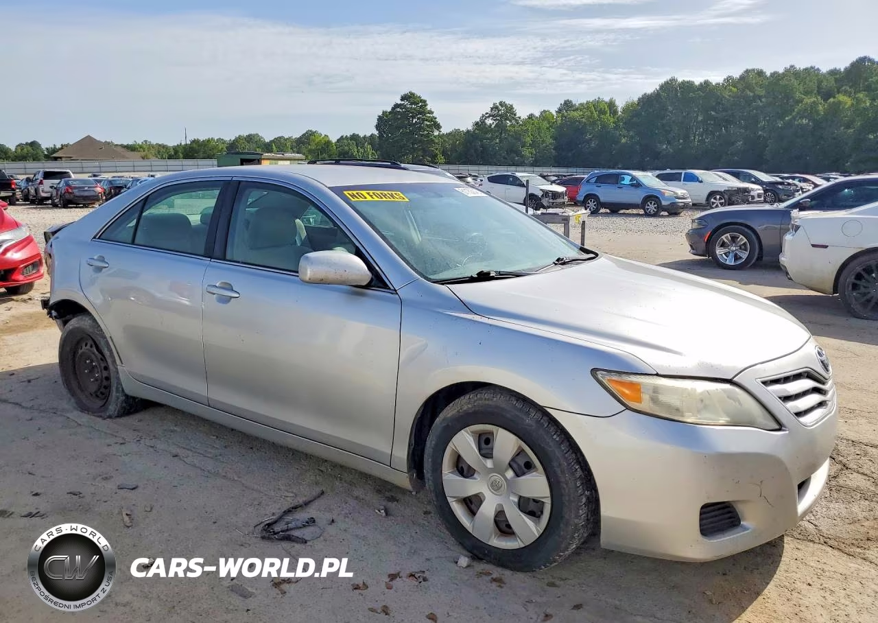 2010 Toyota Camry Le VIN:4T1BF3EKXAU009510 - 4