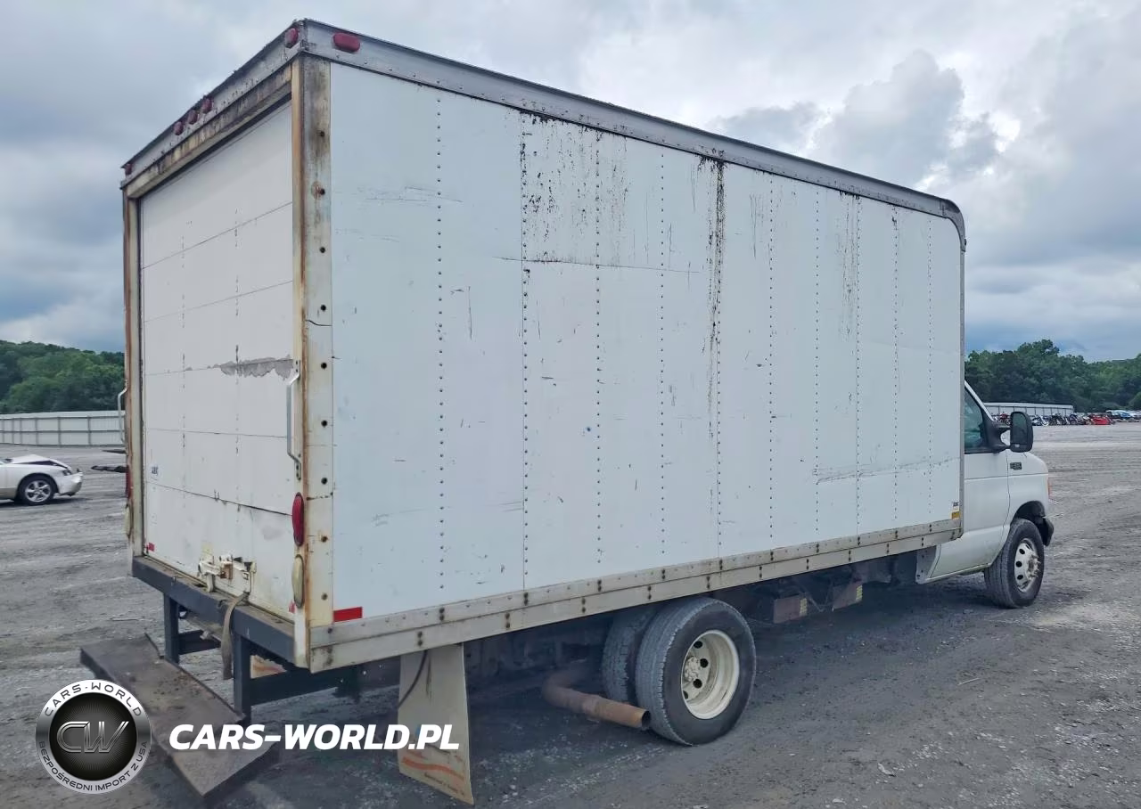 2004 Ford Econoline E350 Super Duty Cutaway Van VIN:1FDWE35P64HA85755 - 3