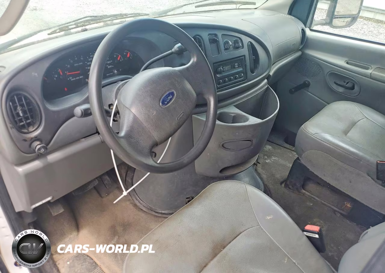 2004 Ford Econoline E350 Super Duty Cutaway Van VIN:1FDWE35P64HA85755 - 8