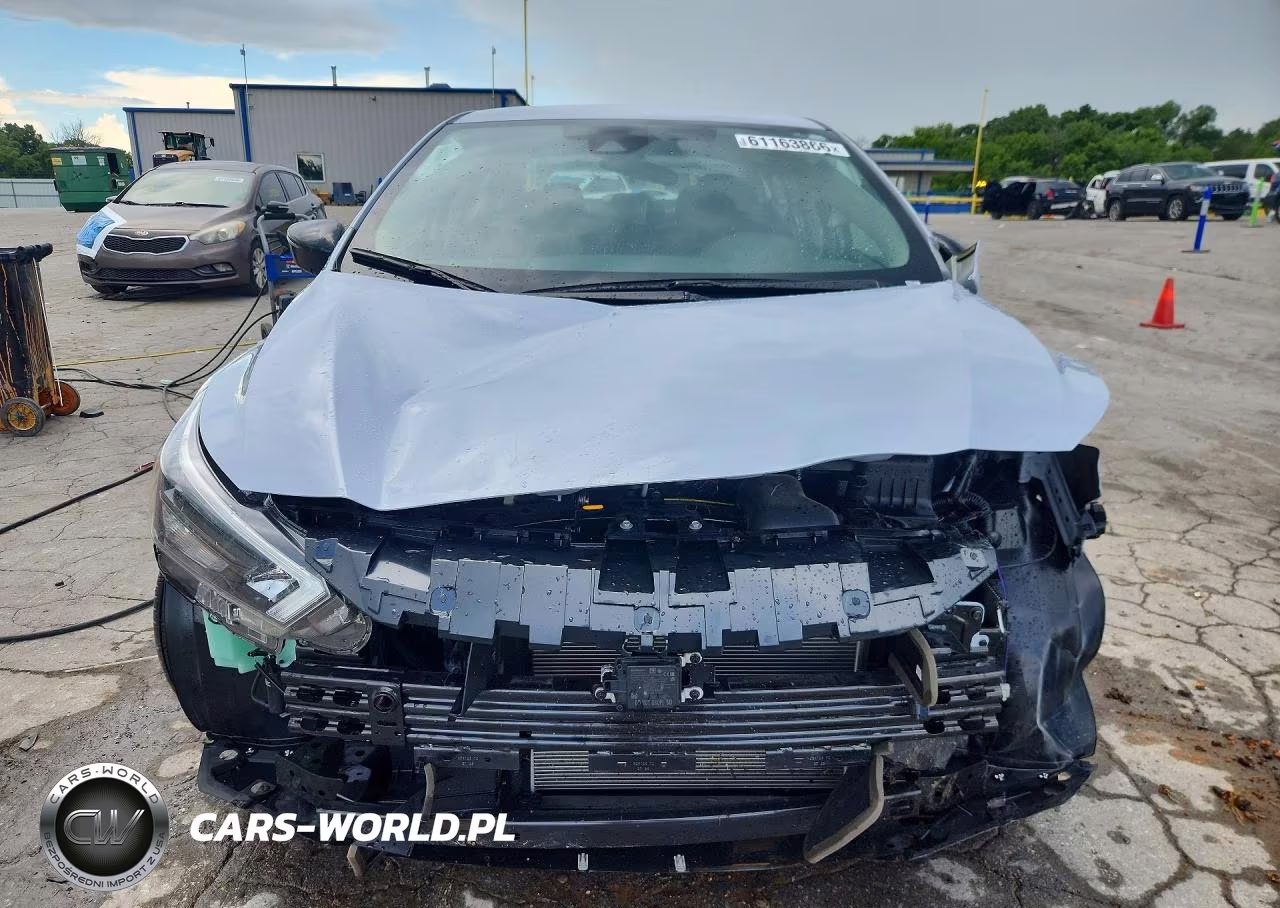 2025 Nissan Versa Sr VIN:3N1CN8FV9SL886358 - 5