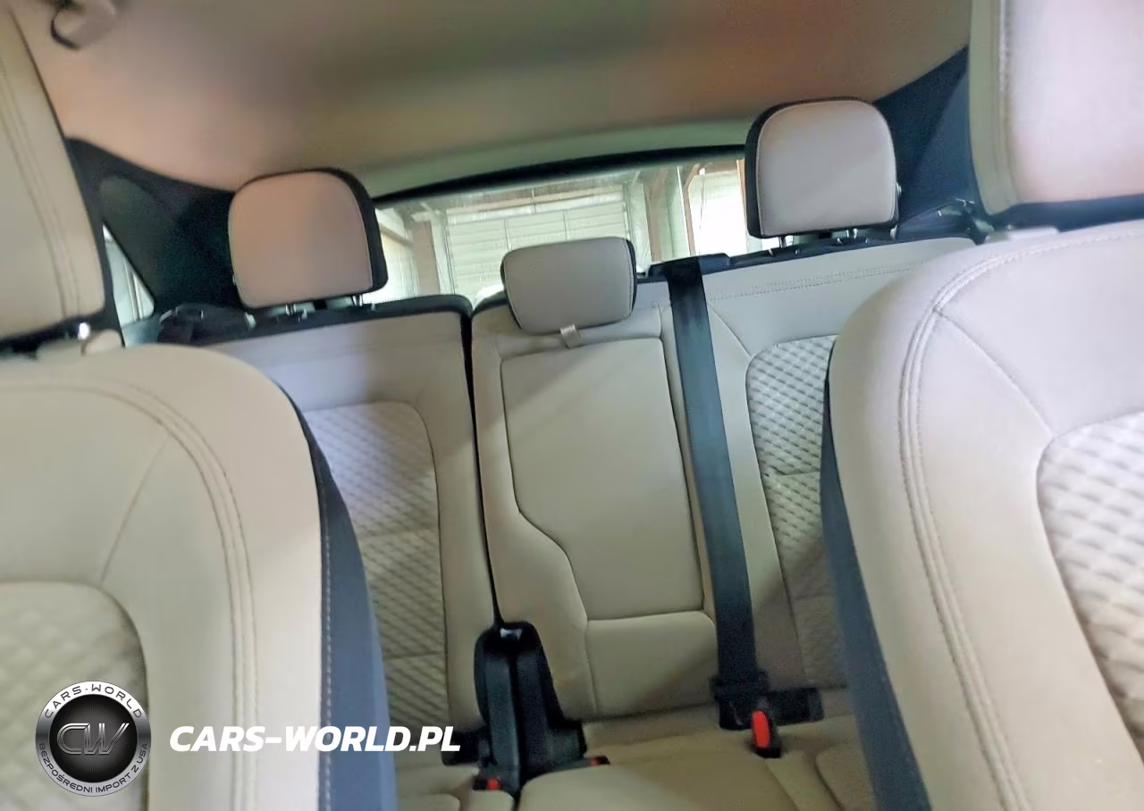 2020 Ford Escape Se VIN:1FMCU0G61LUC26228 - 10