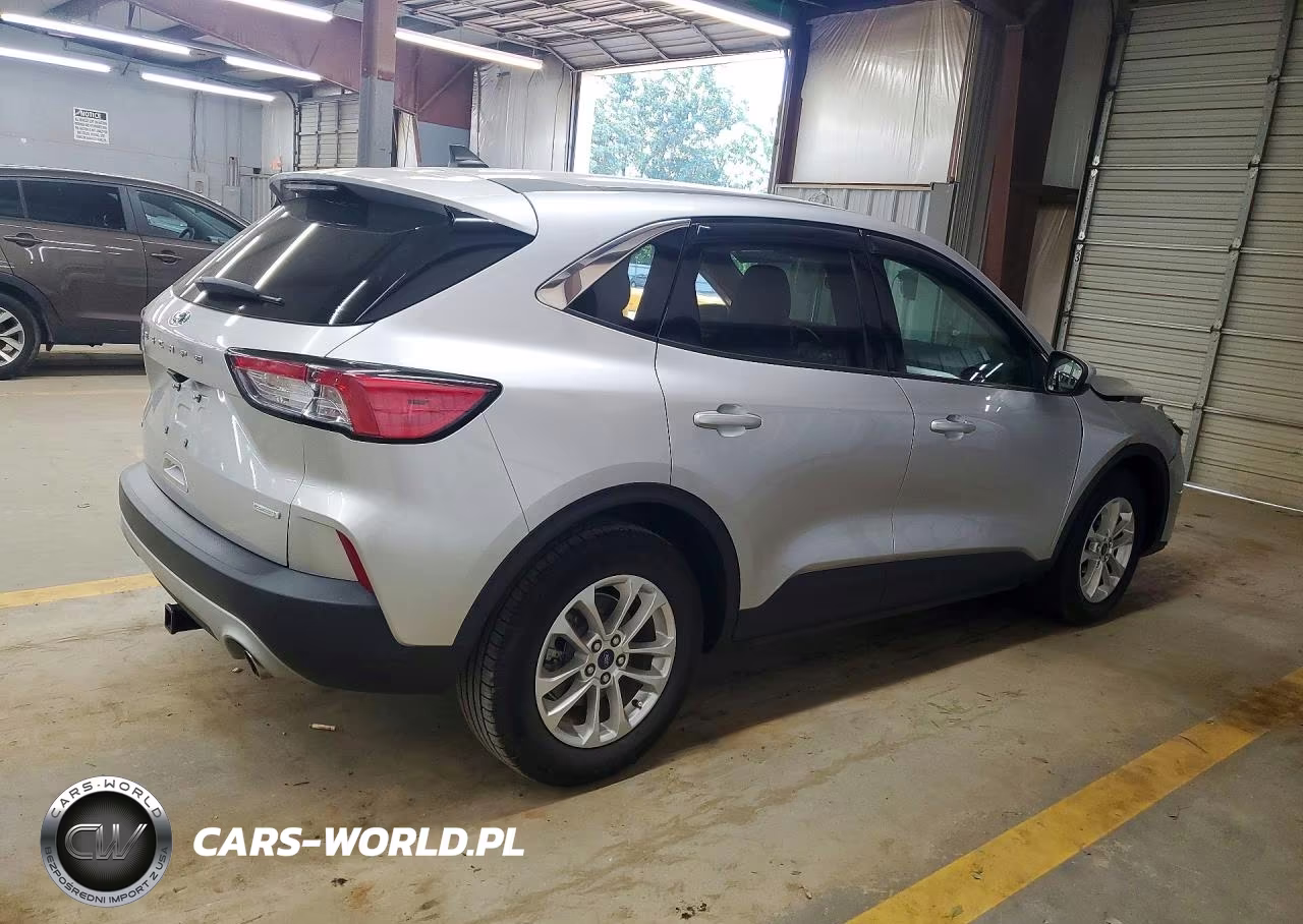 2020 Ford Escape Se VIN:1FMCU0G61LUC26228 - 3