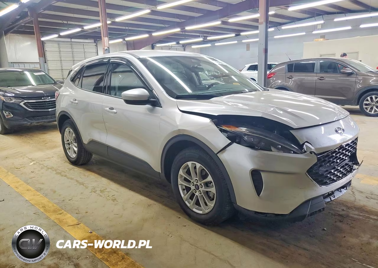 2020 Ford Escape Se VIN:1FMCU0G61LUC26228 - 4
