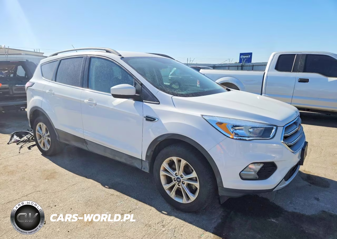 2018 Ford Escape Se VIN:1FMCU9GD1JUD38513 - 4