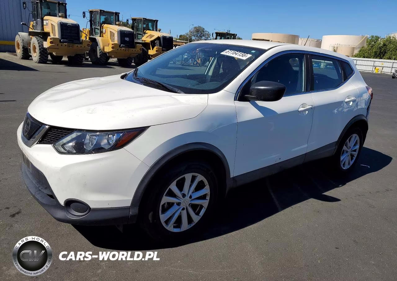 2018 Nissan Rogue Sport S – zdjęcie 1 z 12