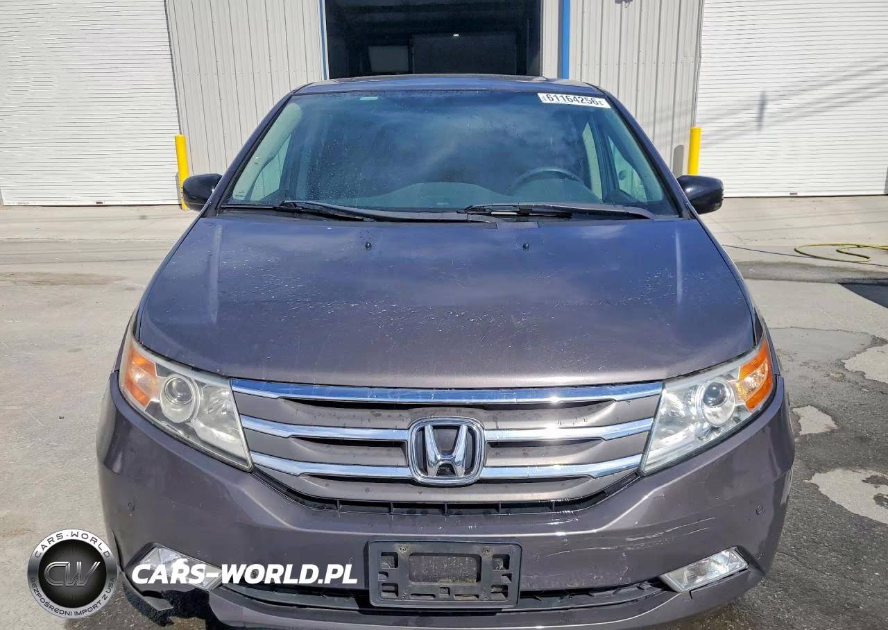 2013 Honda Odyssey Touring VIN:5FNRL5H98DB046570 - 5