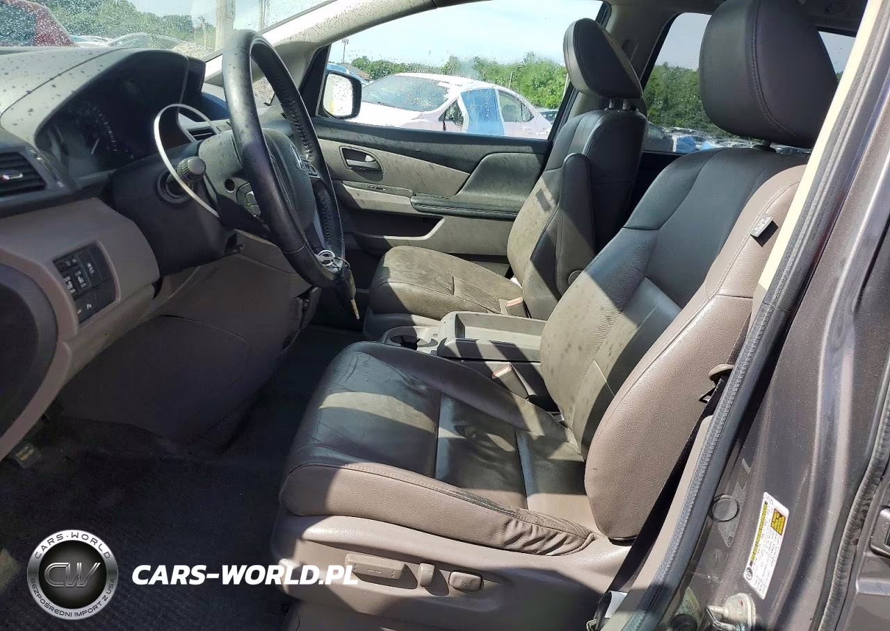 2013 Honda Odyssey Touring VIN:5FNRL5H98DB046570 - 7