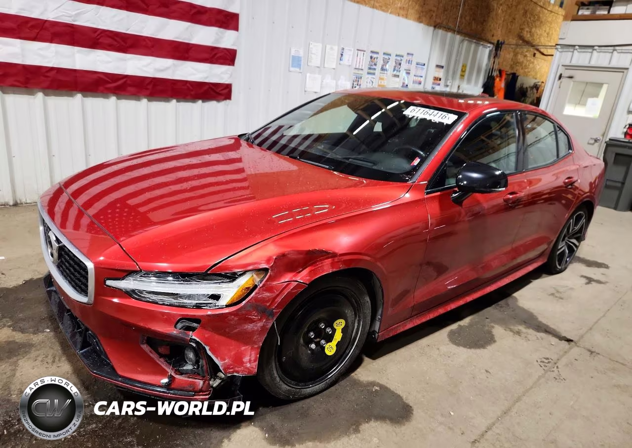 2019 Volvo S60 T6 R-Design