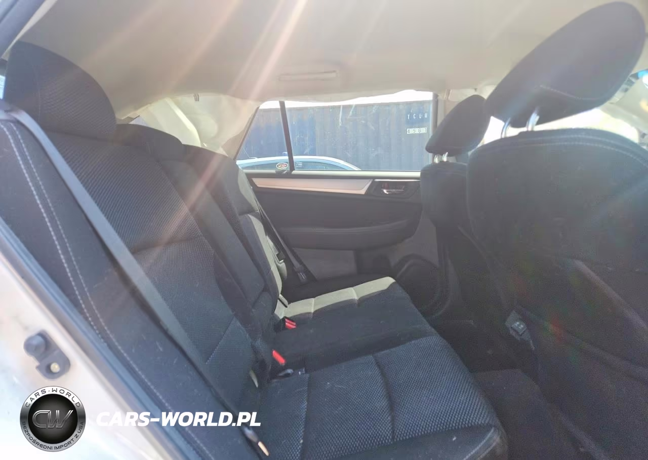 2019 Subaru Outback 2.5I Premium VIN:4S4BSAFC3K3210678 - 11