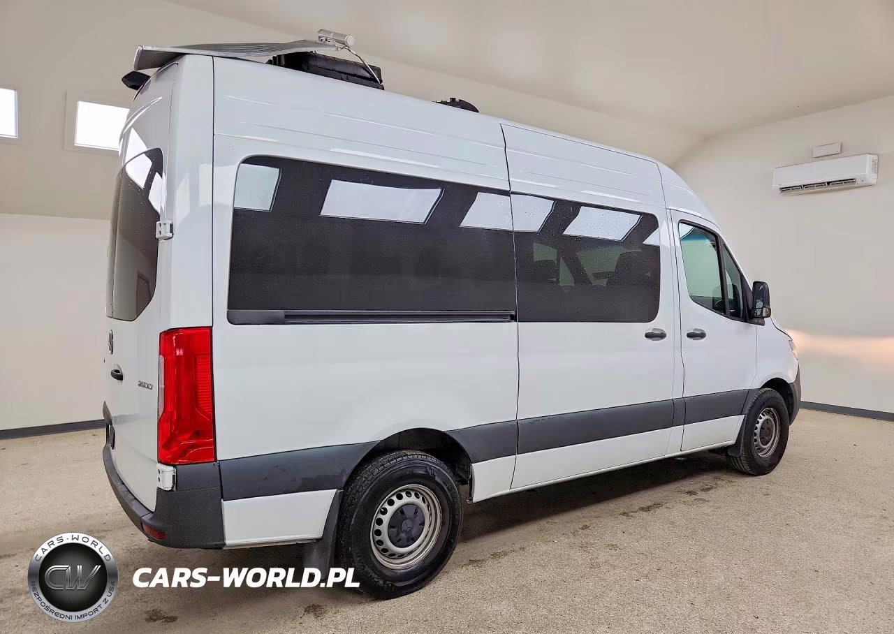 2024 Mercedes-Benz Sprinter 2500 VIN:W1Z4KFHY4RP737240 - 3