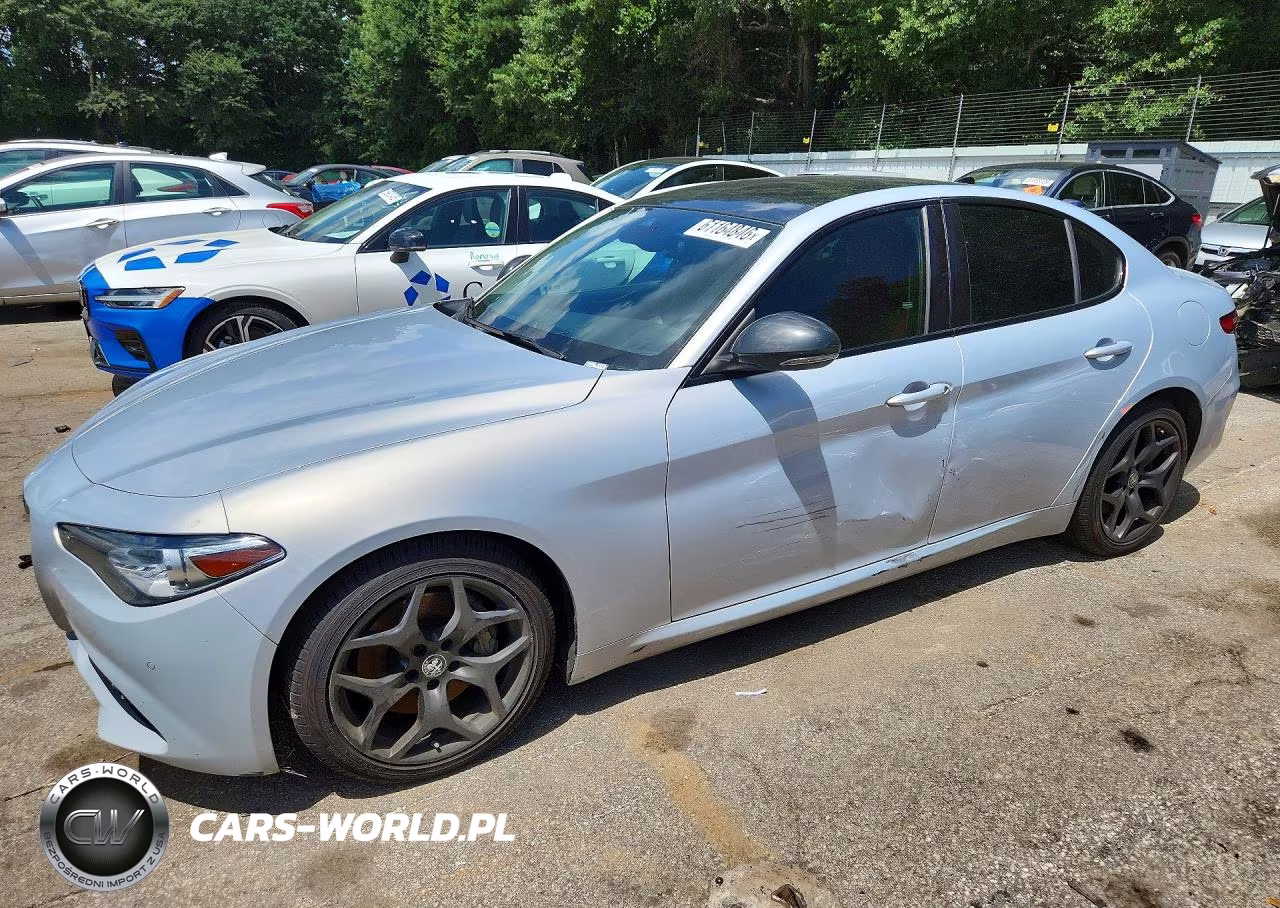 2021 Alfa Romeo Giulia Sport VIN:ZARFAMAN7M7639634 - 1
