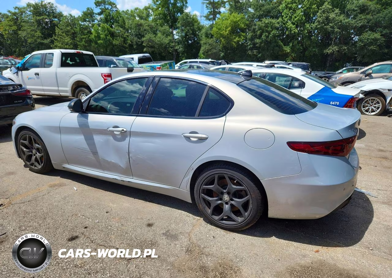 2021 Alfa Romeo Giulia Sport VIN:ZARFAMAN7M7639634 - 2