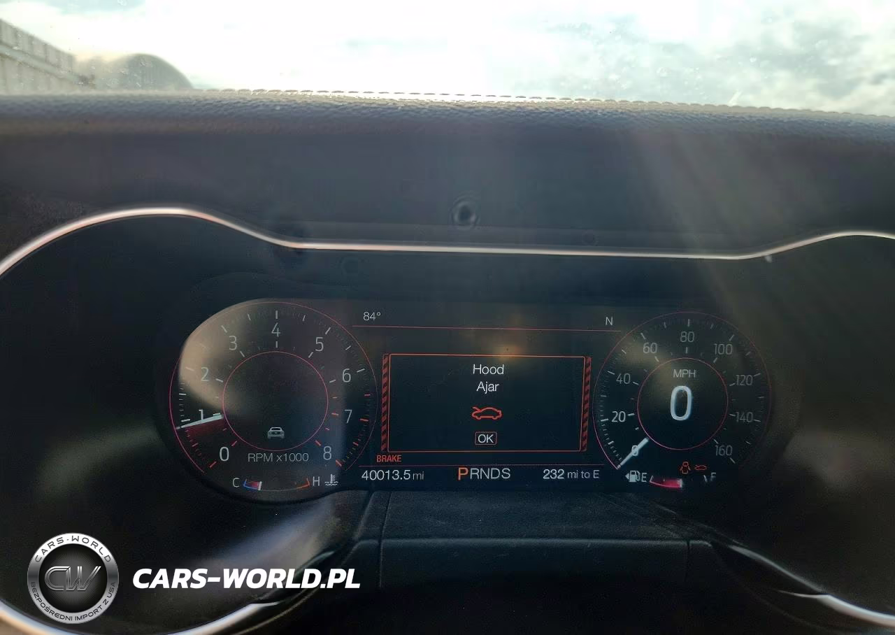 2019 Ford Mustang VIN:1FATP8UH9K5185734 - 9