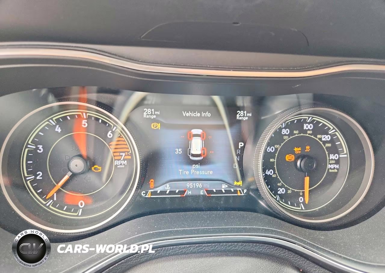 2019 Jeep Cherokee Limited VIN:1C4PJLDB4KD110585 - 9