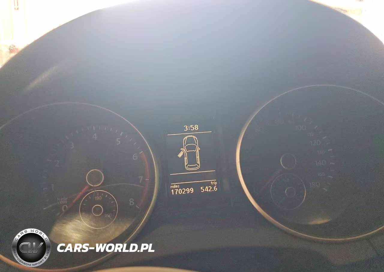 2011 Volkswagen Gti VIN:WVWED7AJ7BW066443 - 9