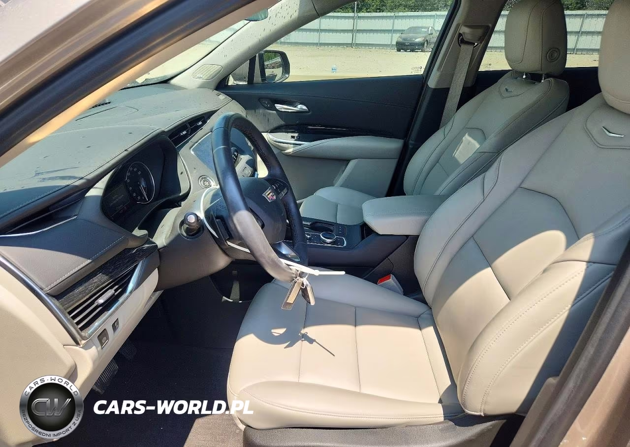 2023 Cadillac Xt4 Premium Luxury VIN:1GYFZDR4XPF143567 - 7