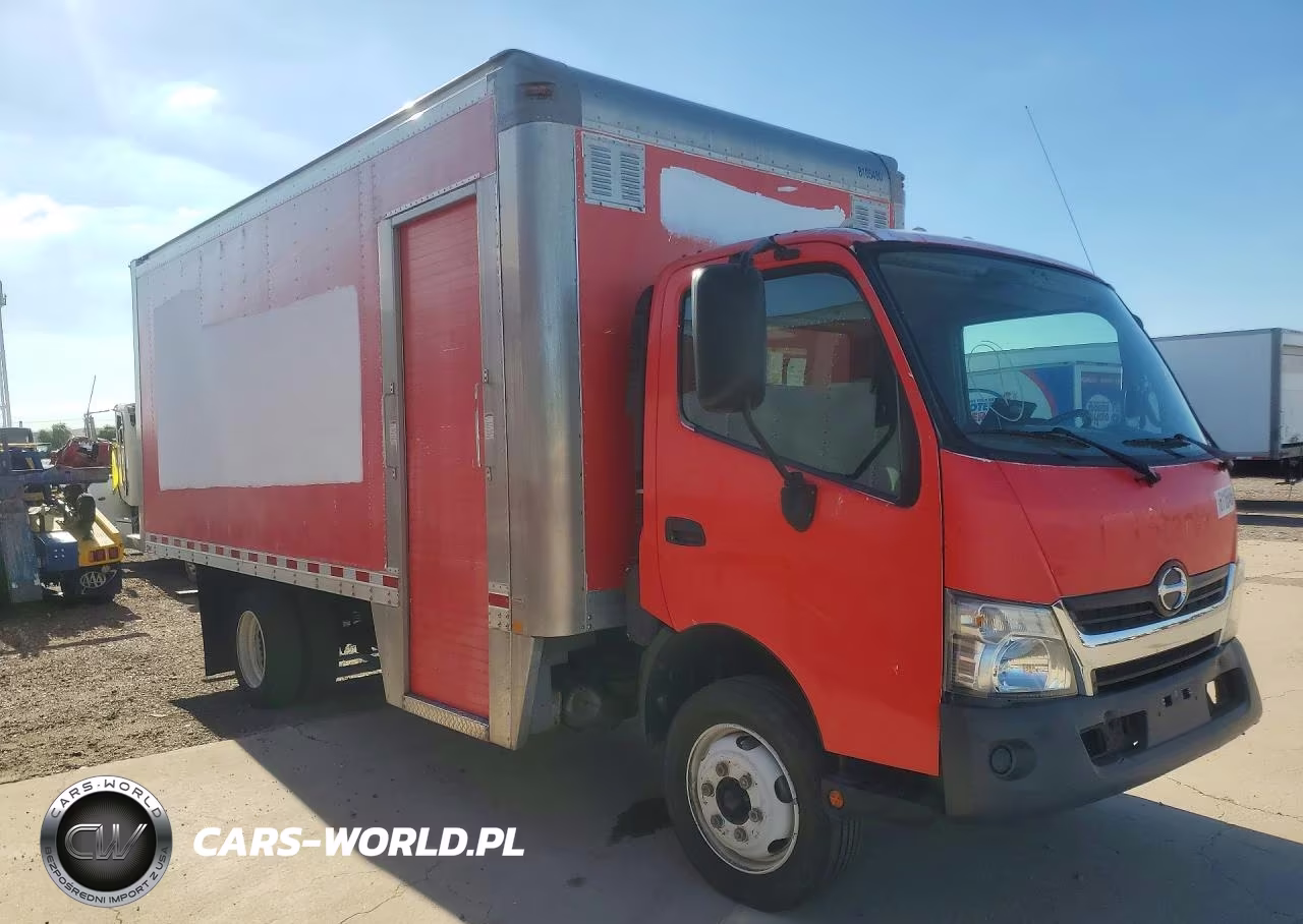 2017 Hino 195 Box Truck VIN:JHHSDM2H8HK005855 - 4