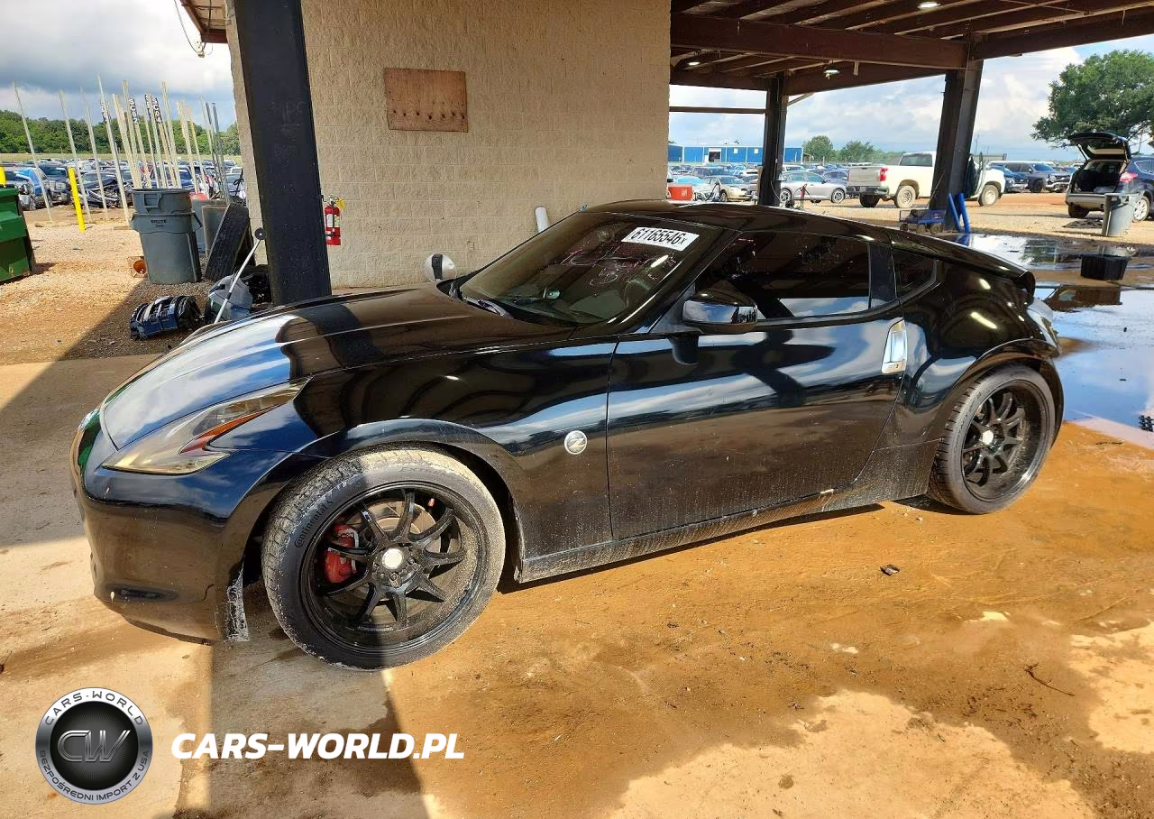 2010 Nissan 370Z Base