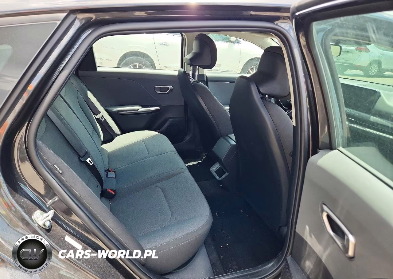 2026 Kia K4 Lxs VIN:3KPFT4DE2TE274228 - 10