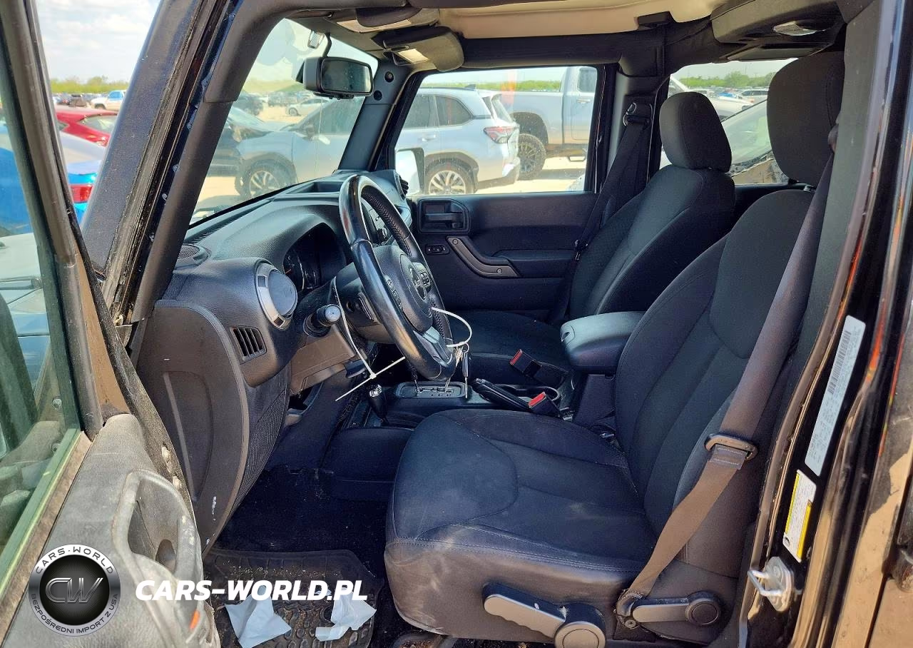 2016 Jeep Wrangler Unlimited Sport VIN:1C4HJWDG9GL326429 - 7