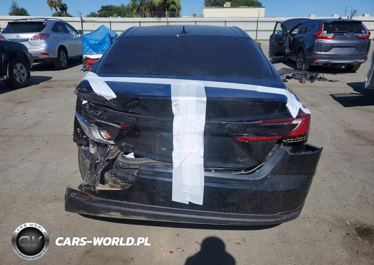 2025 Toyota Camry Le VIN:4T1DAACK2SU621667 - 6