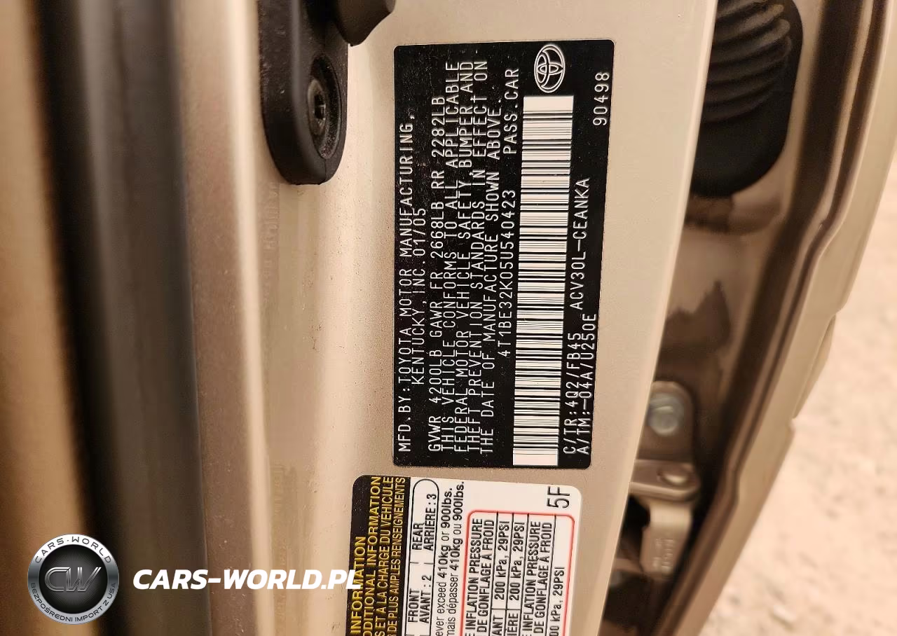 2005 Toyota Camry Le VIN:4T1BE32K05U540423 - 12